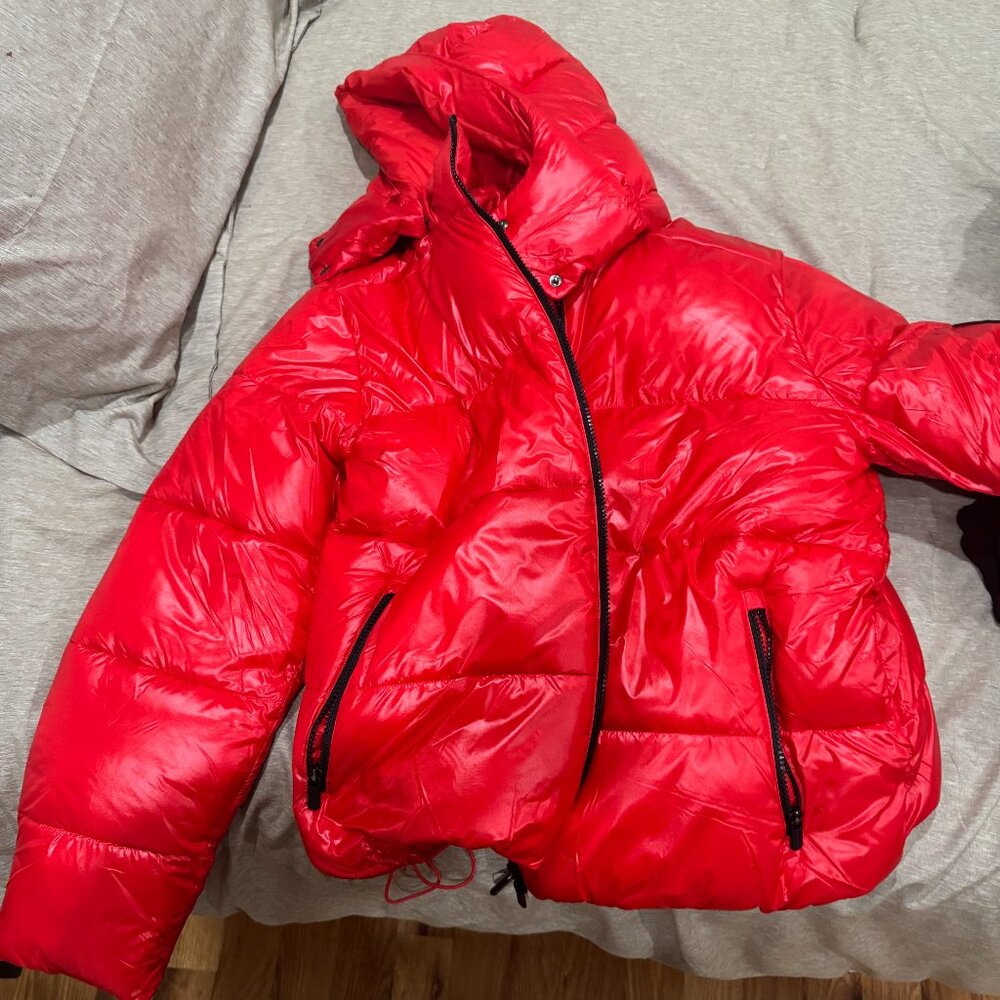 Red Athleta Stratus Puffer Jacket, Size M